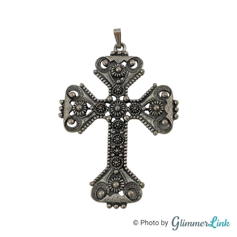 Vintage 70s Sarah Coventry Silver Tone Limited Edition Florentine Cross Pendant